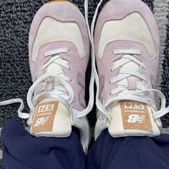 New Balance 574 Woman’s Sneaker - Picture 8 of 10